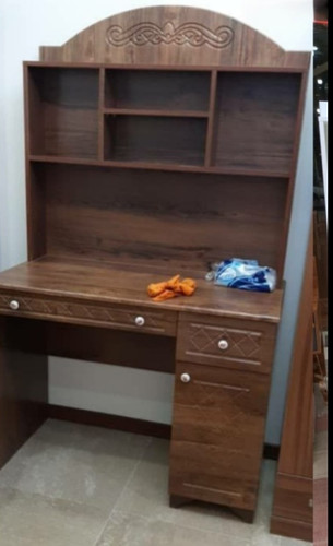 میز تحریر وکیوم T501